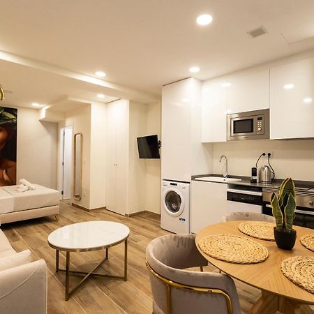 Cortes Suites By Concept Flats Valencia Kültér fotó